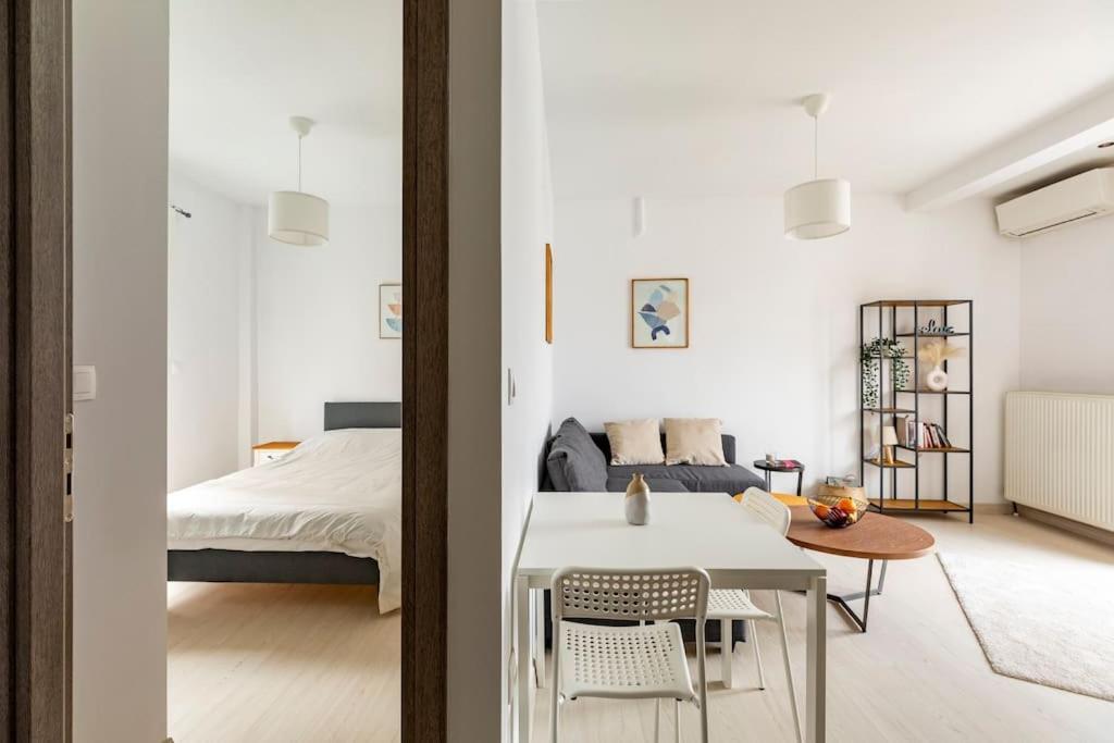2 Bedroom Luxury Apartment Thessaloniki Buitenkant foto