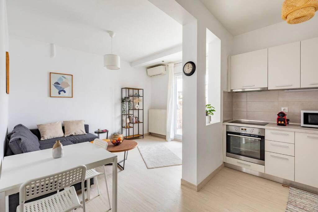 2 Bedroom Luxury Apartment Thessaloniki Buitenkant foto