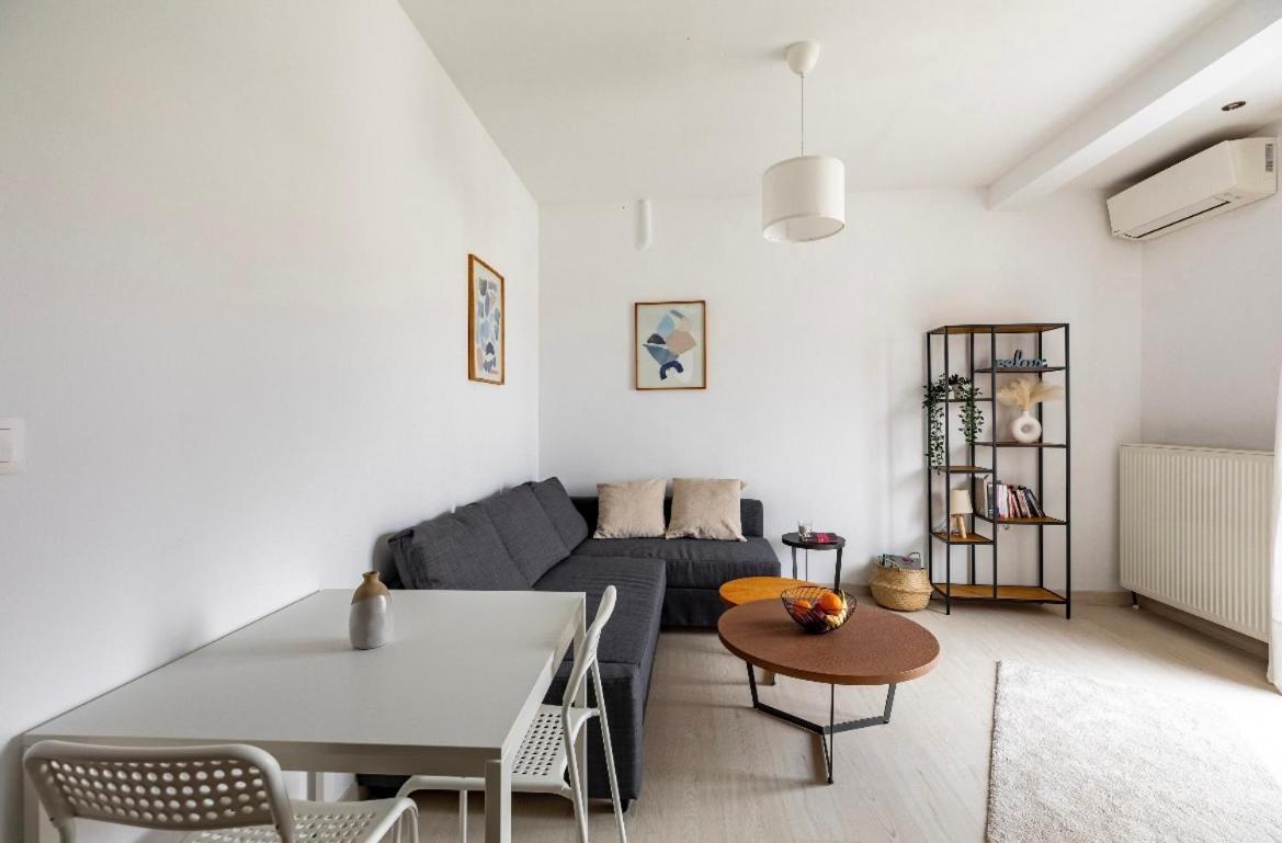 2 Bedroom Luxury Apartment Thessaloniki Buitenkant foto