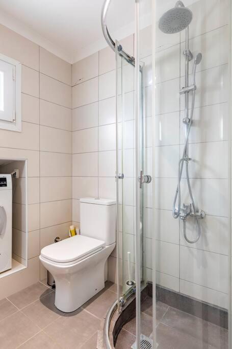 2 Bedroom Luxury Apartment Thessaloniki Buitenkant foto